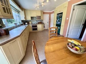 Breakfast Kitchen- click for photo gallery